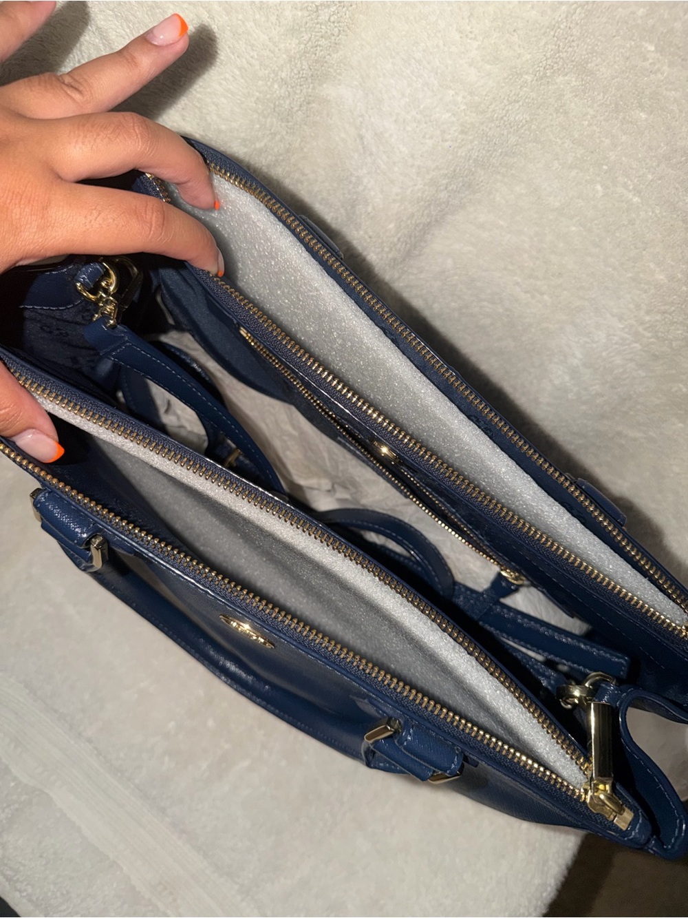 Tory Burch Navy Leather Tote/Crossbody Bag - Picture 7 of 12